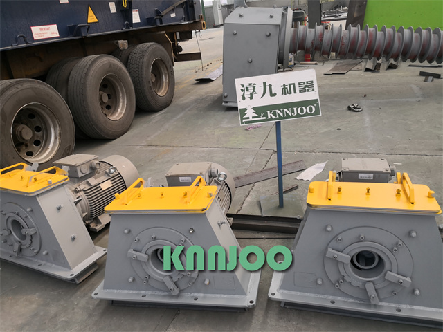 抛丸器290.jpg 抛丸器290.jpg